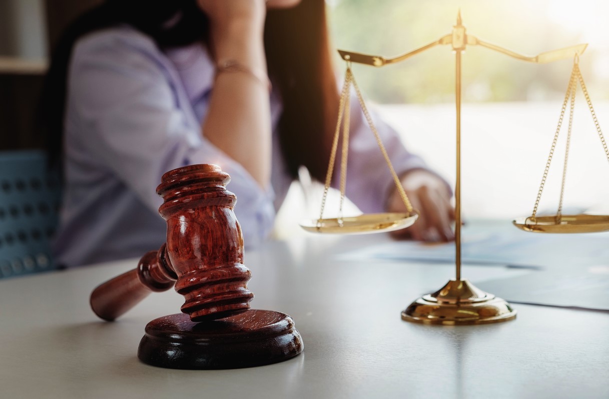 ¿Cuánto tiempo puede el notario retener el dinero de una herencia? ¿Cuánto tiempo puede el notario retener el dinero de una herencia?