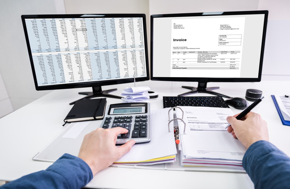 Información obligatoria en una factura