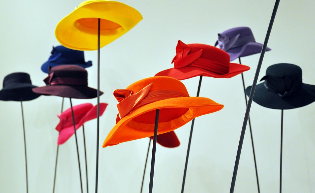 Descripción del puesto: ¿Cómo se llega a ser sombrerero?