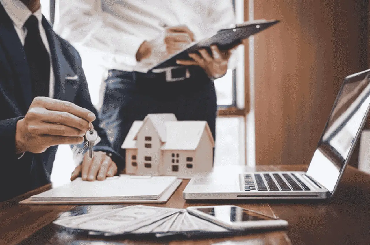 ¿Cuáles son los diferentes tipos de fianza aplicables a un alojamiento mueble?