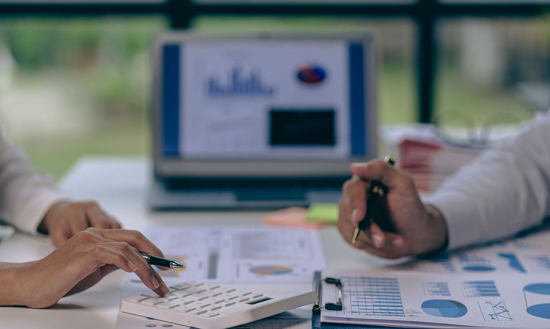 Descripción del puesto: ¿Cómo se llega a ser tesorero?