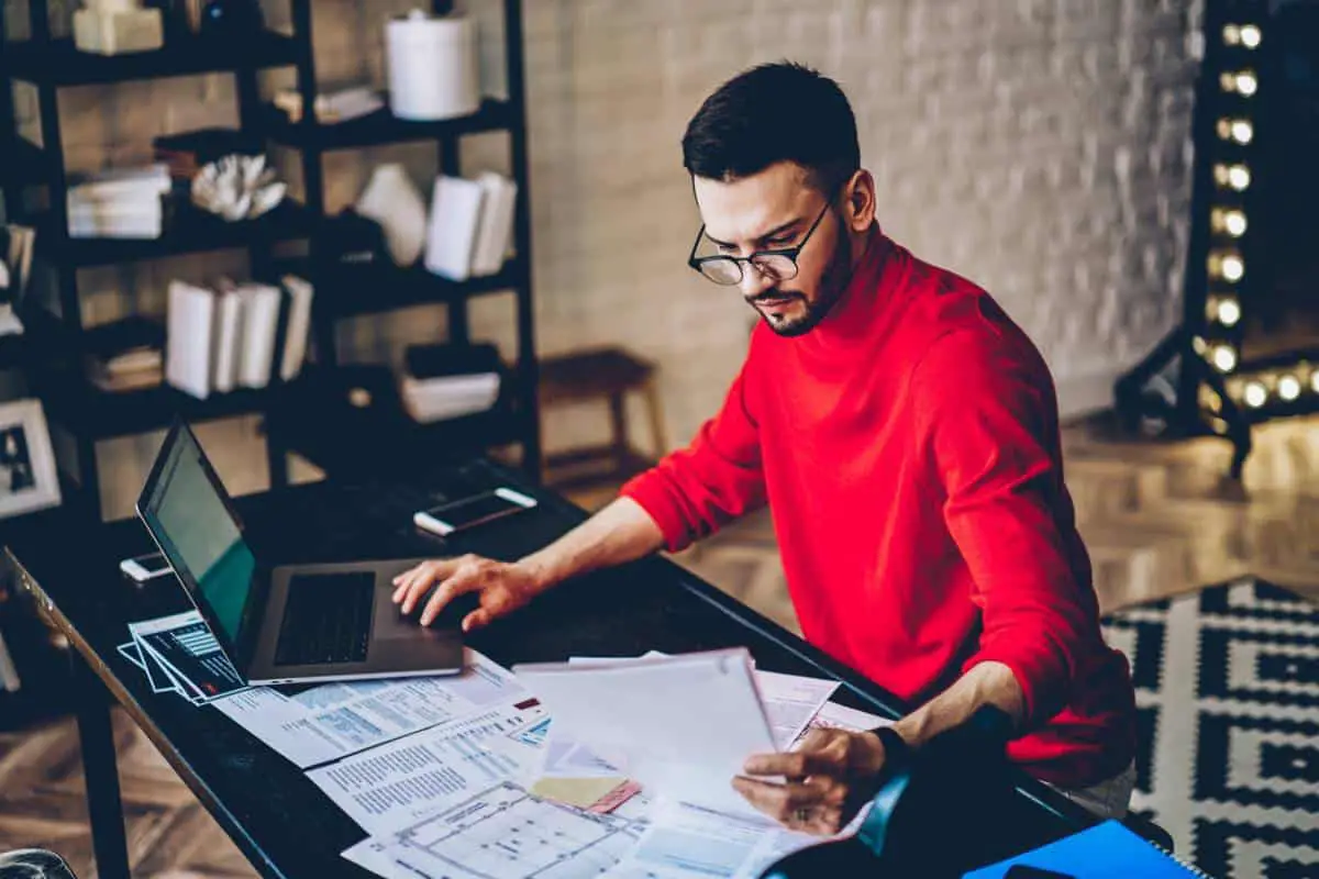 Las diferencias entre porte salarial y asalariados