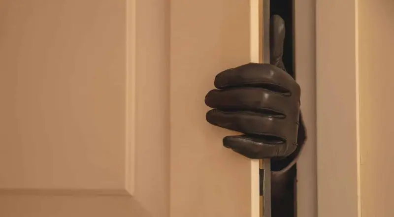 Ventajas del seguro para tu oficina en casa