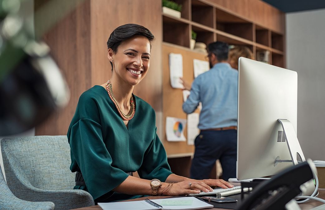 ¿Cómo me convierto en secretaria?