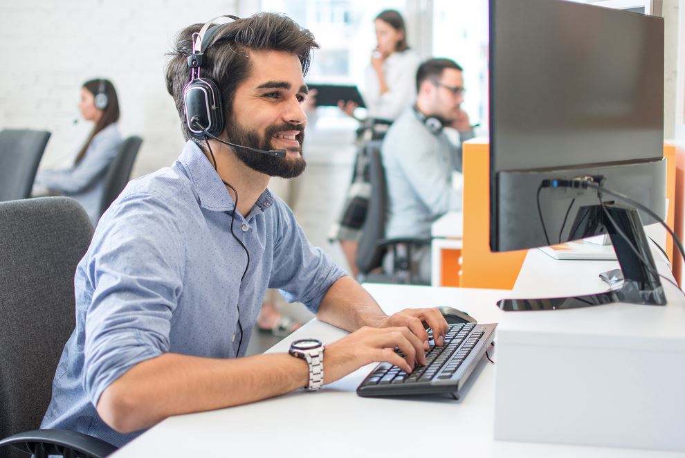 ¿Cómo me convierto en vendedor telefónico?