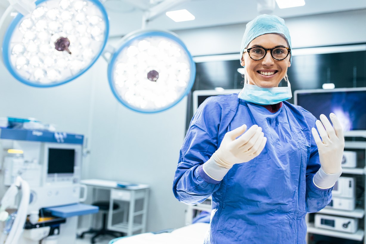 ¿Cómo se llega a ser cirujano?