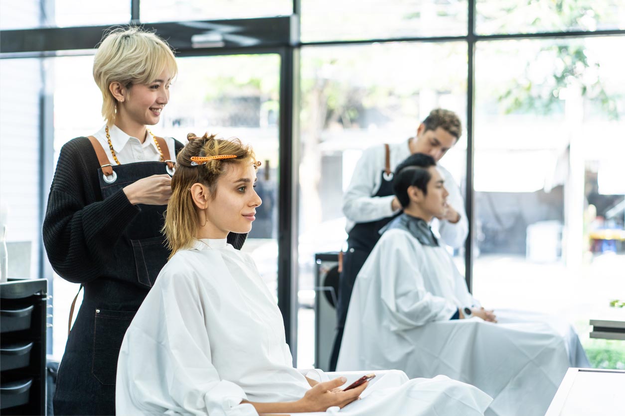 ¿Cómo se llega a ser peluquero?