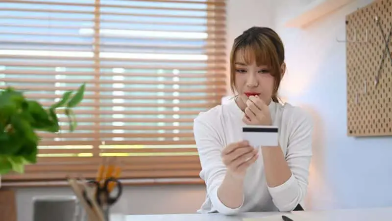 ¿Cuánto tiempo se tarda en recibir su tarjeta bancaria Banque Postale?