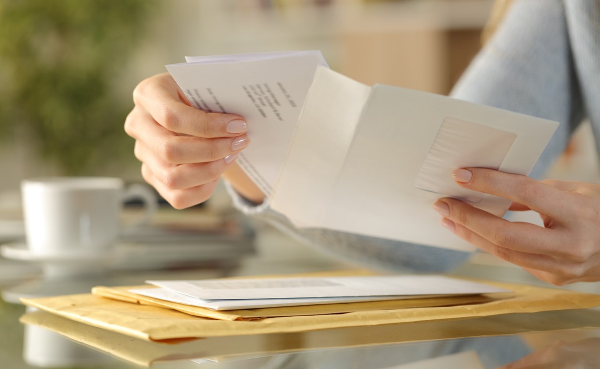 Cancelar domiciliación bancaria: modelo de carta