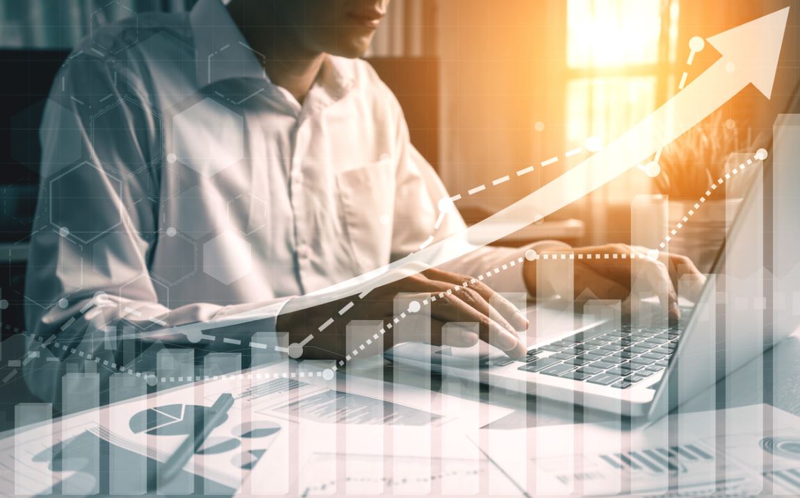 Invertir en bolsa: Las ventajas de la intermediación online