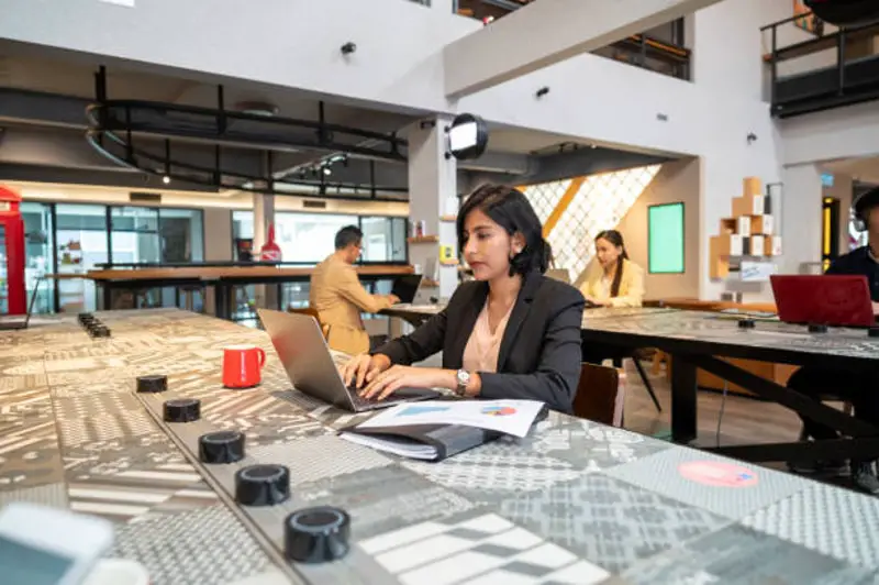 Montar un espacio de coworking para alquilar a profesionales