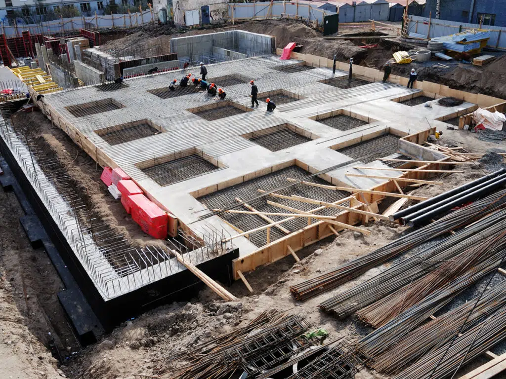 ¿Por qué instalar una base residencial en obras de construcción?