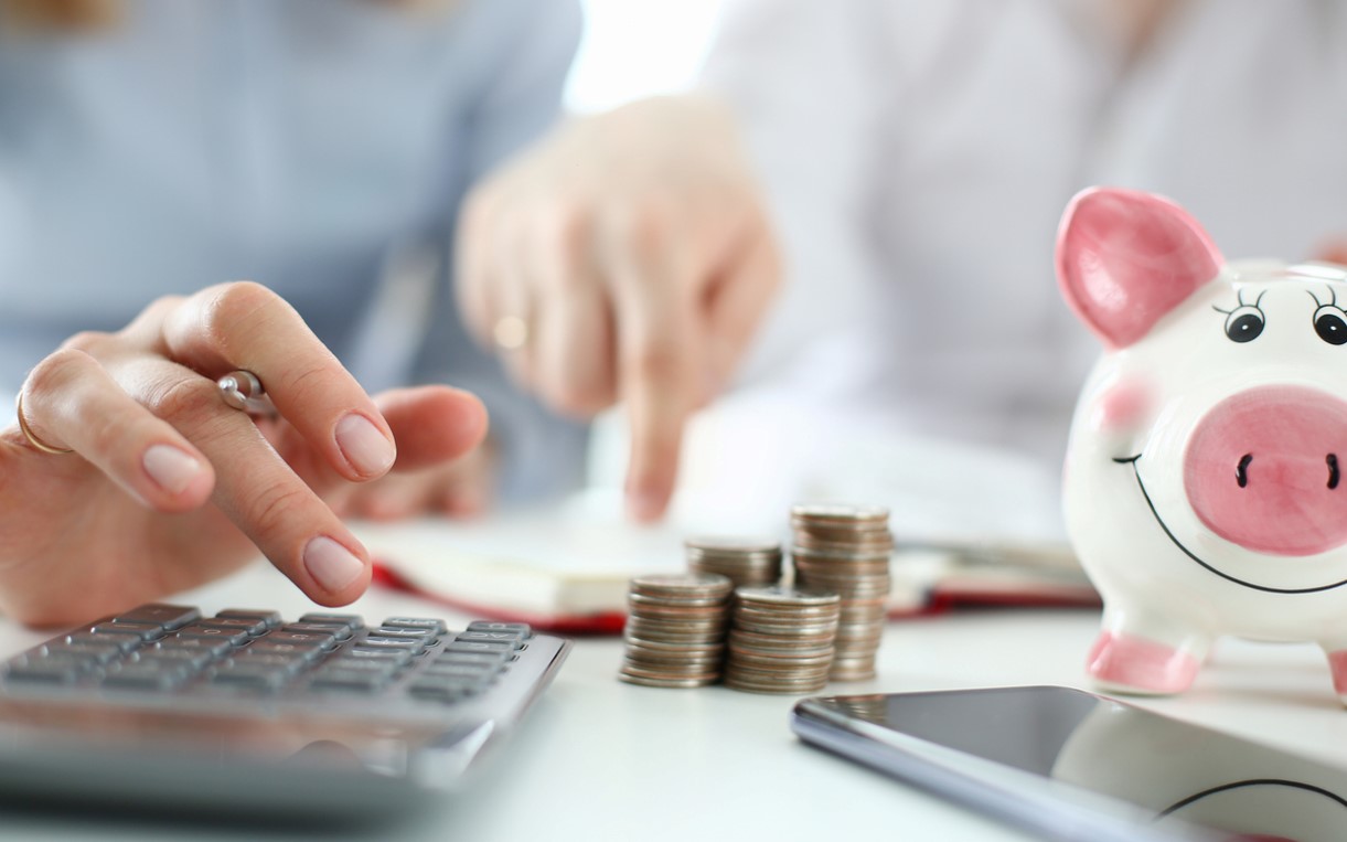 ¿Cómo puede administrar mejor su presupuesto mediante el canje de préstamos?