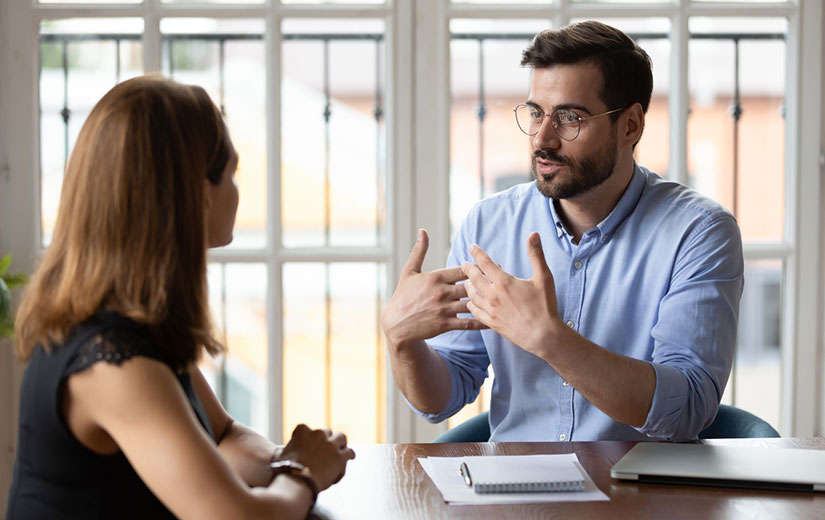 ¿Cuánto cuesta una carrera tradicional?